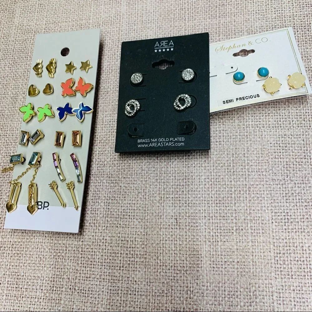 Stud Earrings Bundle‎